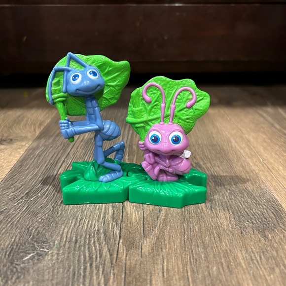 Disney McDonald’s puzzle piece figures - Picture 4 of 4